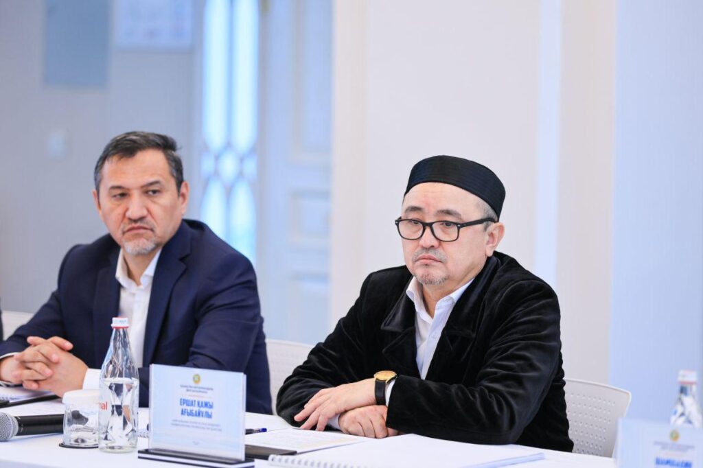 Түркістанда бастау алған Ғұламалар кеңесіне университет проректоры Ершат Ағыбайұлы Оңғар қатысып жатыр