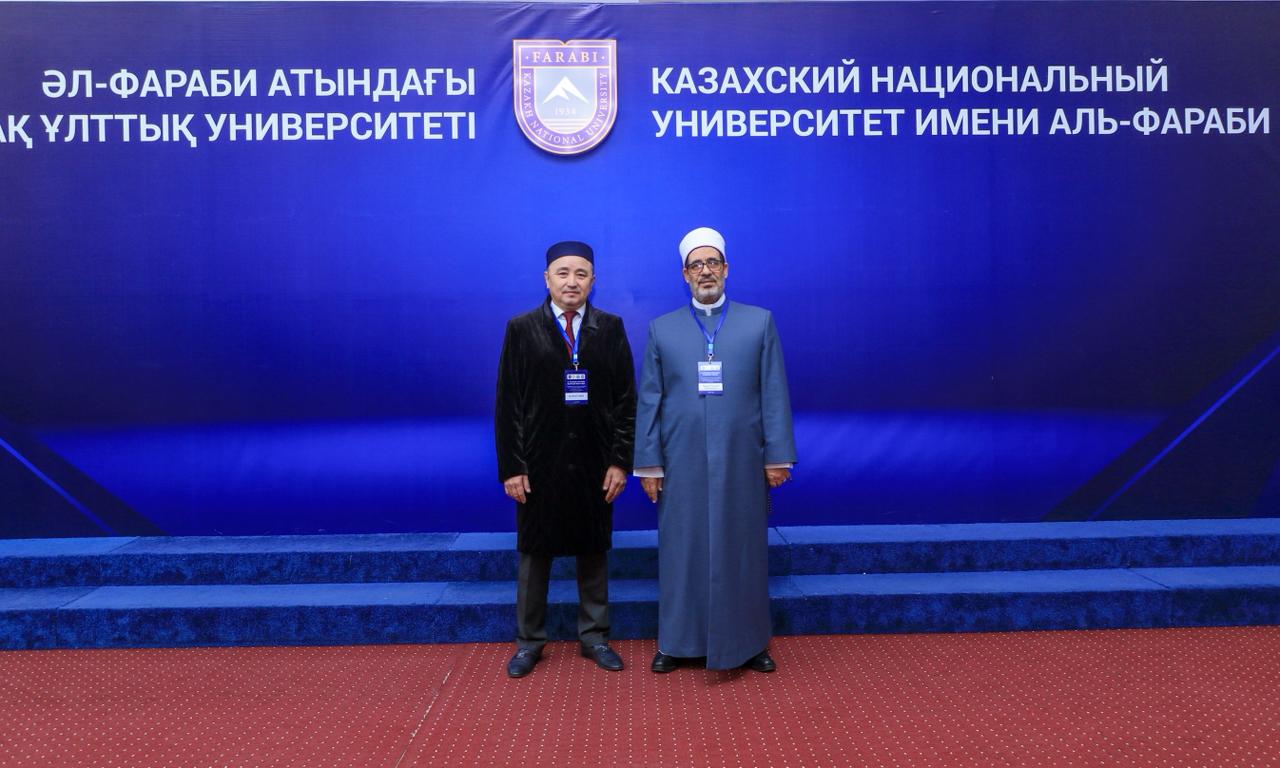 НҰР-МҮБАРАК УНИВЕРСИТЕТІНІҢ РЕКТОРЫ МЕН ПРОРЕКТОРЫ V ХАЛЫҚАРАЛЫҚ ФАРАБИ ФОРУМЫНА ҚАТЫСТЫ